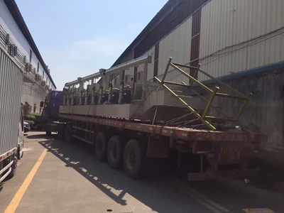 電梯板不銹鋼蝕刻機發(fā)貨，免費蝕刻工藝技術支持