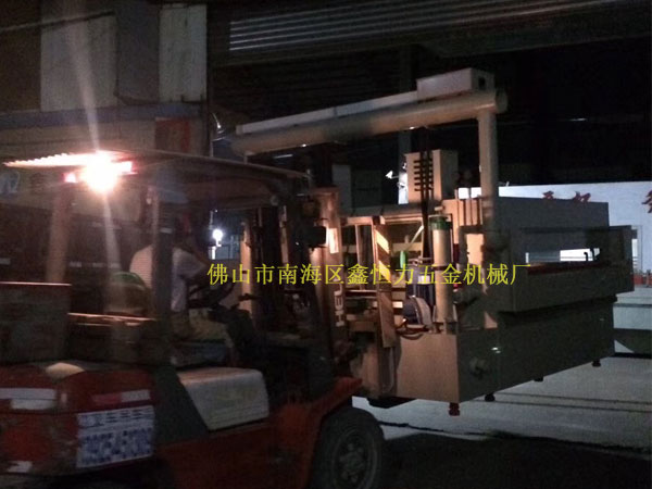 大幅面蝕刻機（進料1660mm）裝車出貨