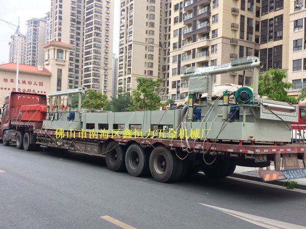 12米不銹鋼鍋片蝕刻機出貨！