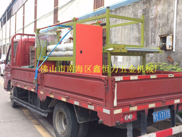 單棍覆膜機裝車發貨!